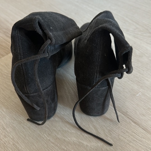 Stuart Weitzman Glove High Heeled Booties - Picture 3 of 4